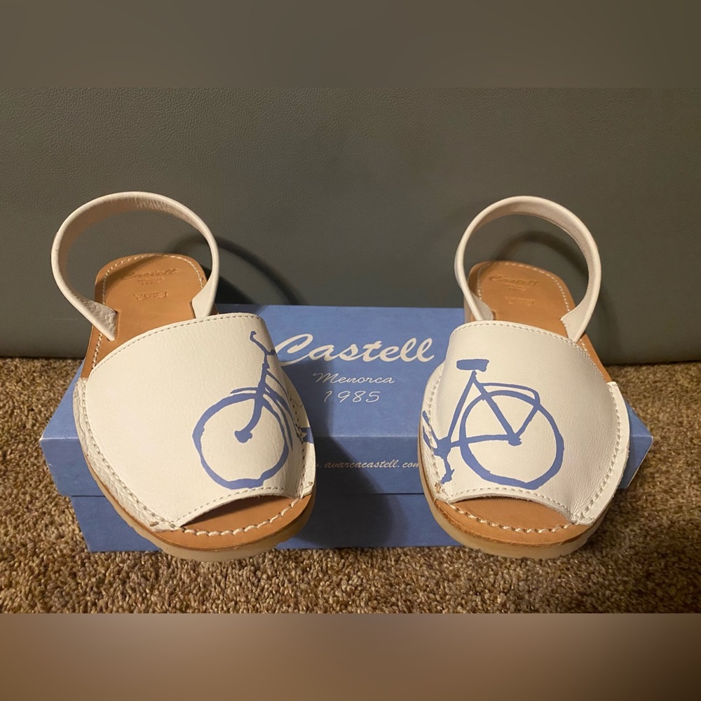 Castell Avarcas Menorcan Ivory Leather Blue Bicycle Slingback Sandal 9 US or 39